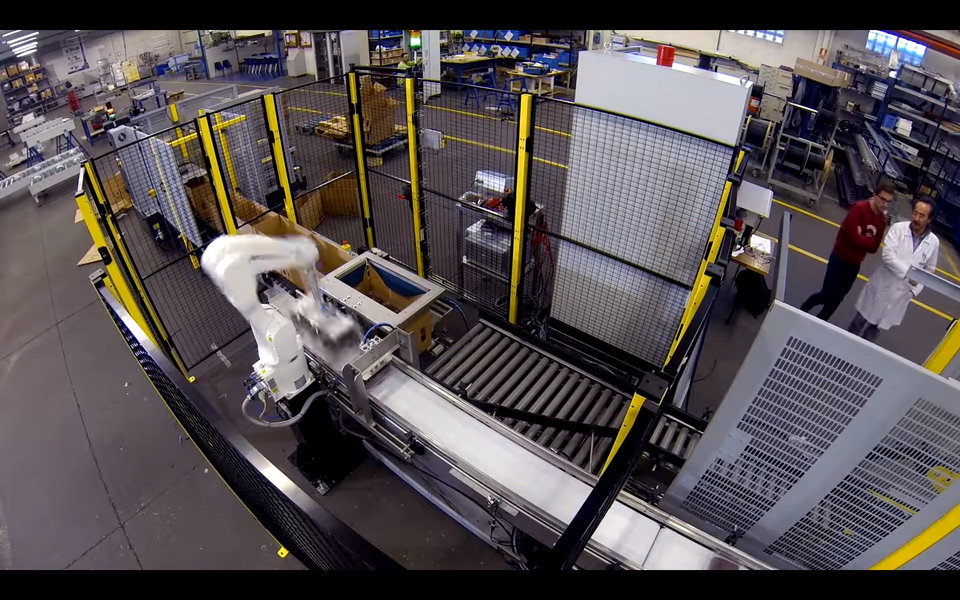 automatic-box-filling-02