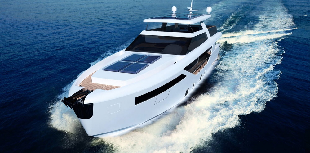 Motor Yacht LUXI95 cruising