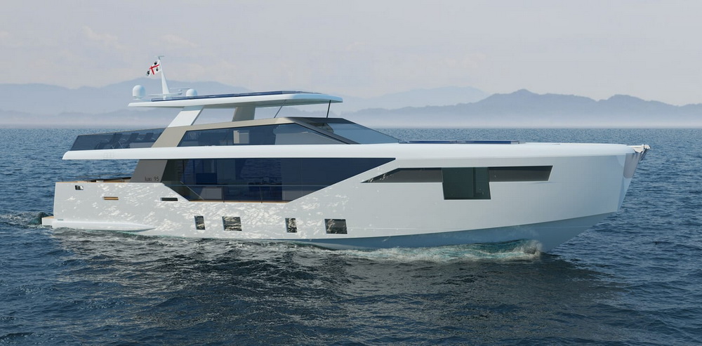 Motor Yacht LUXI95 running