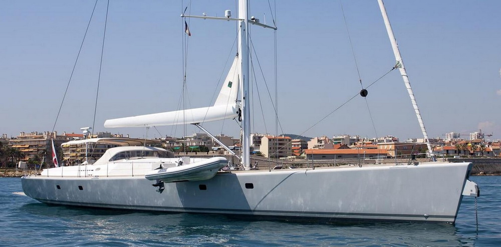 Sailing Yacht Sindonemo anchored