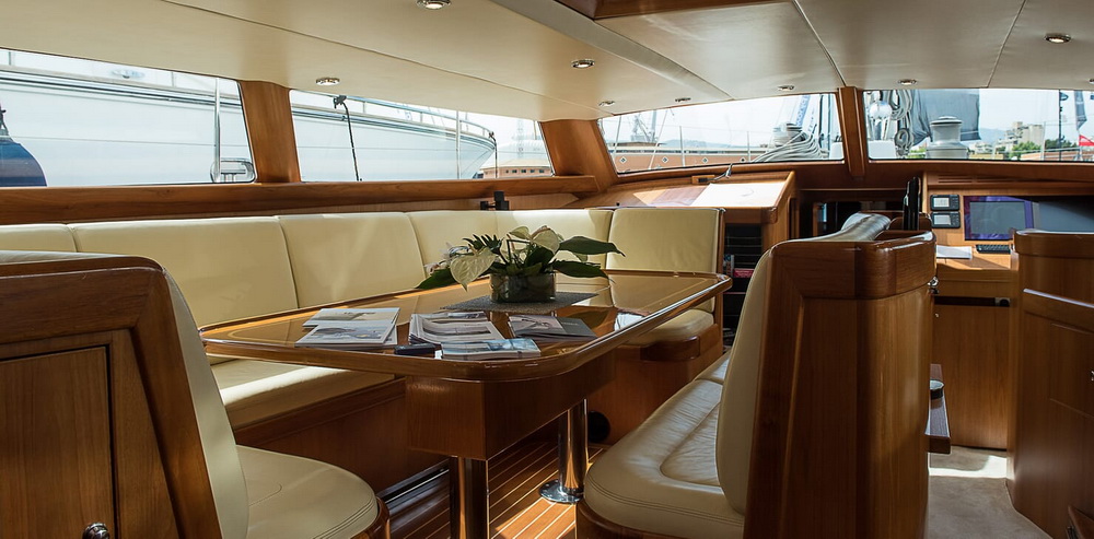 Sailing Yacht Sindonemo dining area