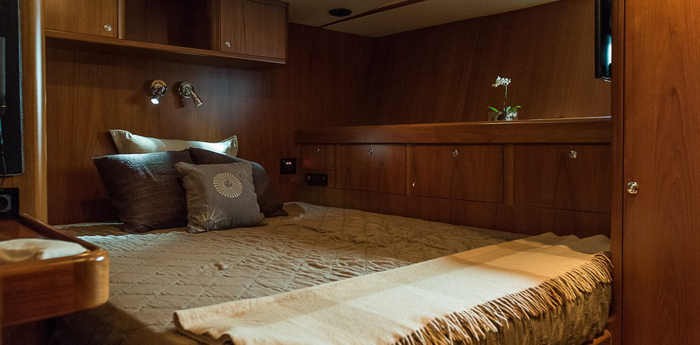 Sailing Yacht Sindonemo guest cabin