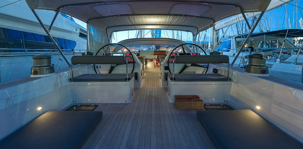 Sailing Yacht Sindonemo outdoor seating
