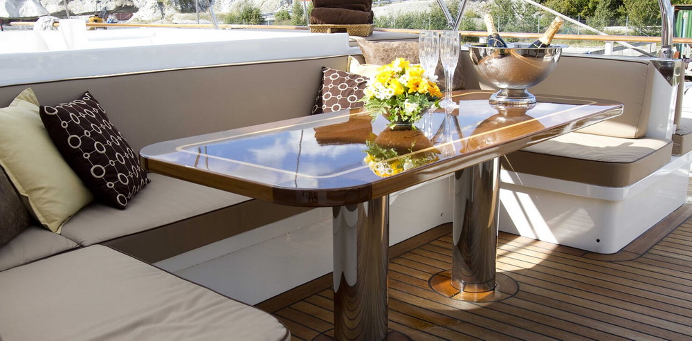 Sailing Yacht Sunny Hill outdoor dining area
