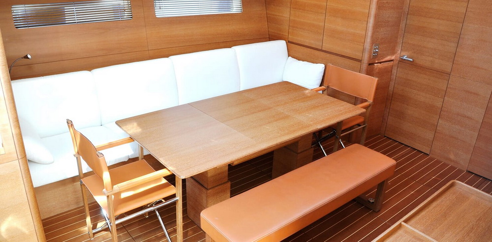 Sailing Yacht SWAN 80-102 SAPMA Interior Dining Table