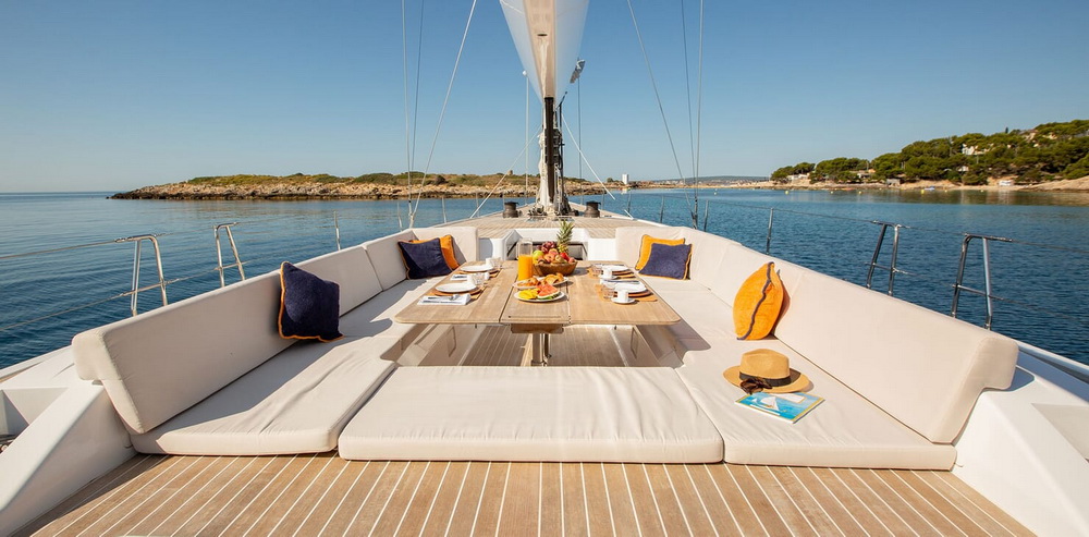 Sailing Yacht SWAN 80-102 SAPMA Deck Dining Table 2