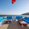 Motor Yacht VICEM 82 aft deck